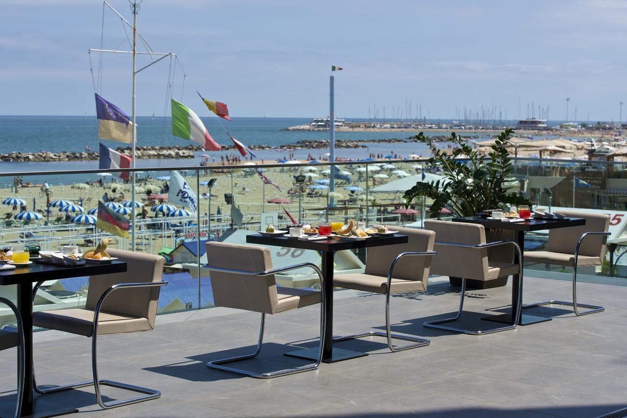 Victoria Palace Hotel Cattolica Esterno foto